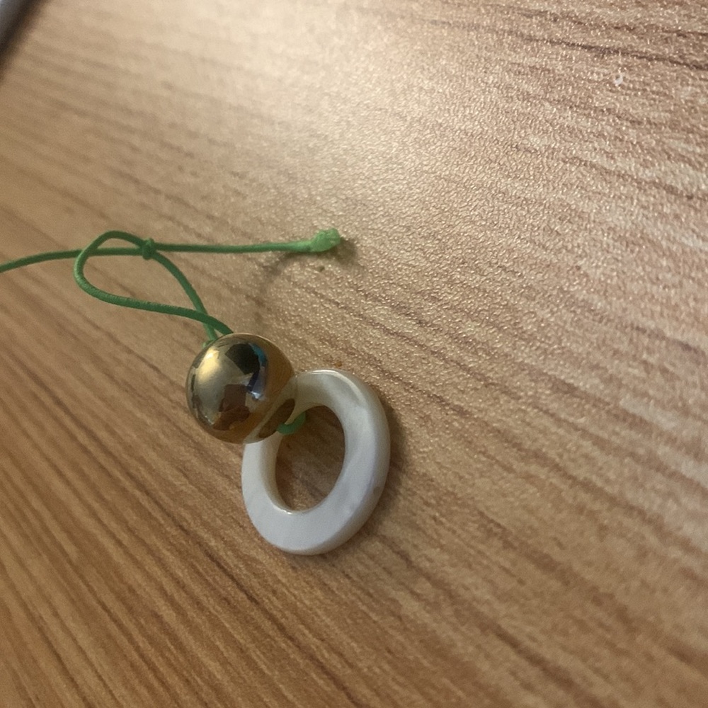 Ring - Picture 4 of 5